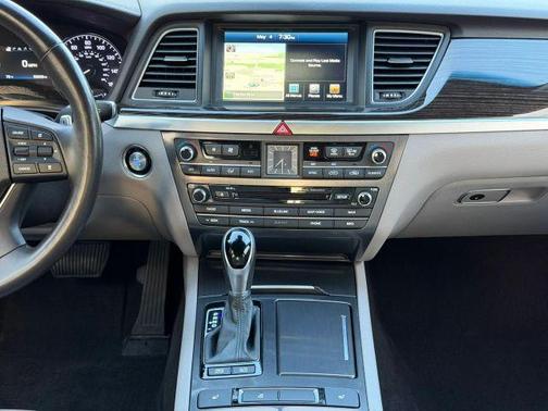 Casablanca White 2017 Genesis G80 3.8