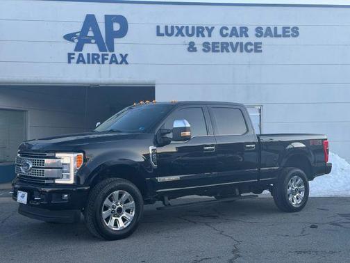 Black 2018 Ford F-250 Platinum