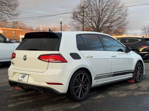 2021 Volkswagen Golf GTI 2.0T Autobahn