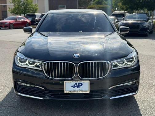 Black 2016 BMW 750 i xDrive