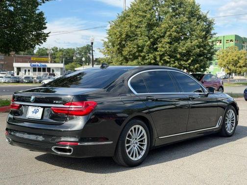 Black 2016 BMW 750 i xDrive