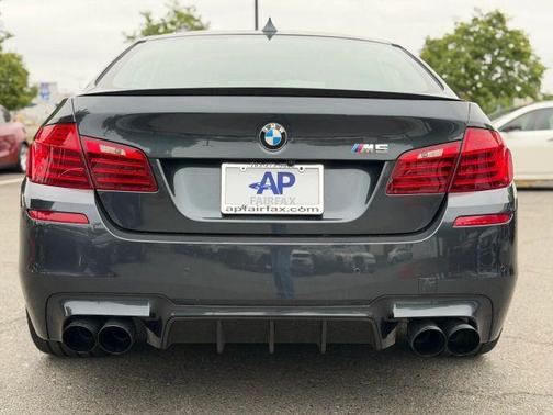Gray 2014 BMW M5 Base