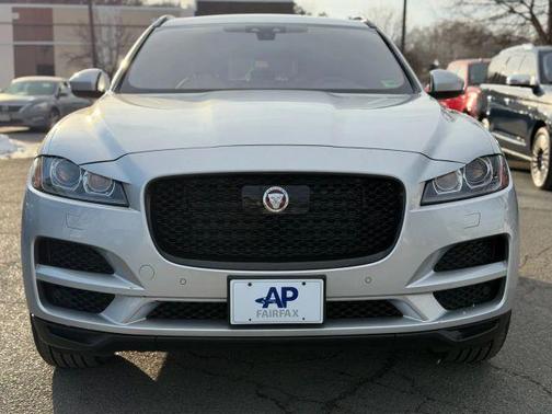 2019 Jaguar F-PACE 25t Premium