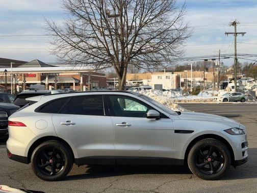 2019 Jaguar F-PACE 25t Premium