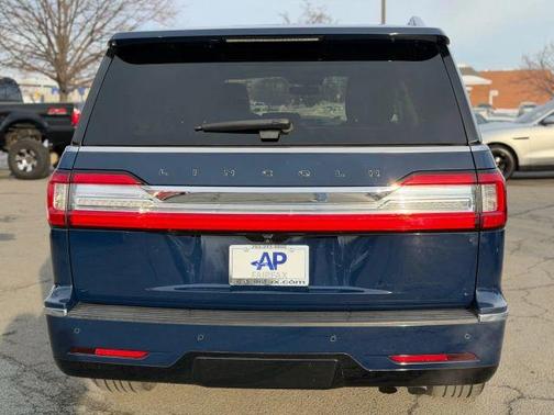 2018 Lincoln Navigator Black Label