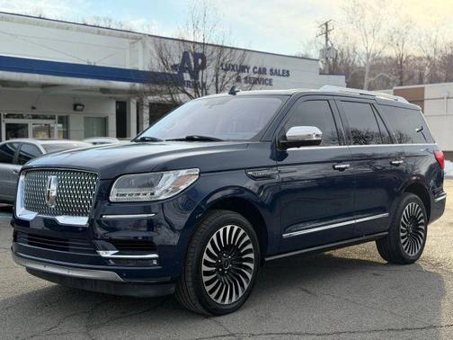 2018 Lincoln Navigator Black Label