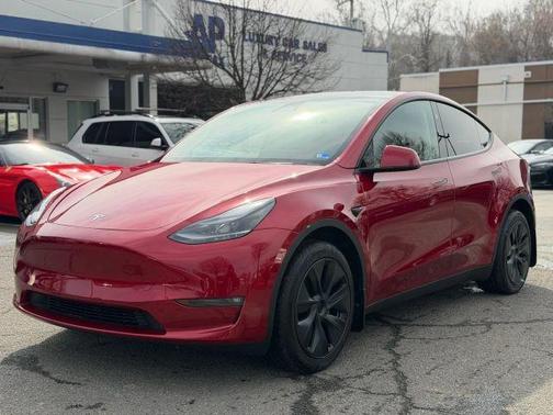 2024 Tesla Model Y Long Range