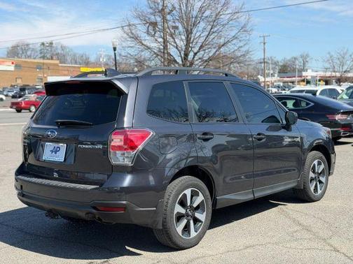 Dark Gray Metallic 2018 Subaru Forester 2.5i Premium