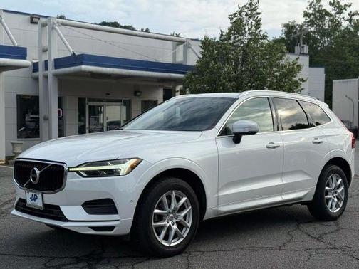 2018 Volvo XC60 T5 Momentum
