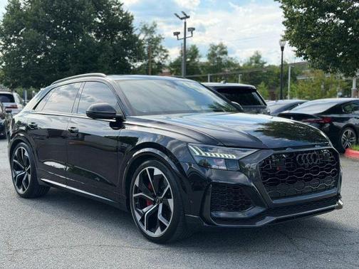 Orca Black Metallic 2021 Audi RS Q8 4.0T quattro