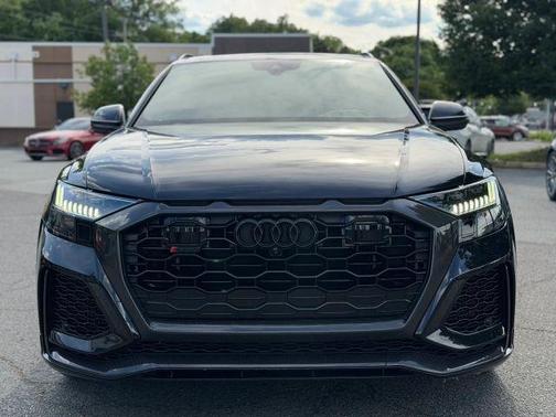 Orca Black Metallic 2021 Audi RS Q8 4.0T quattro