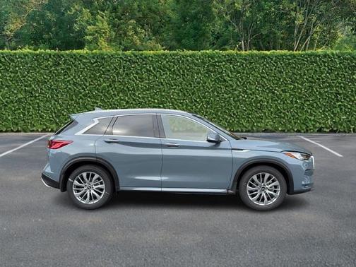 2025 INFINITI QX50 LUXE