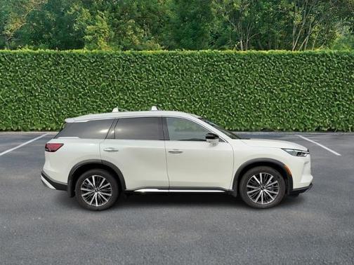 2025 INFINITI QX60 SENSORY