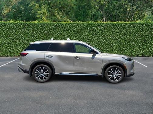 2024 INFINITI QX60 SENSORY