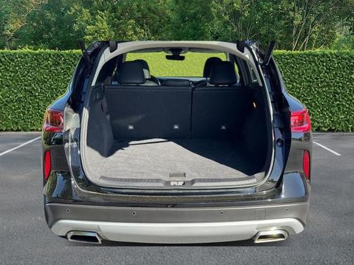 2024 INFINITI QX50 LUXE