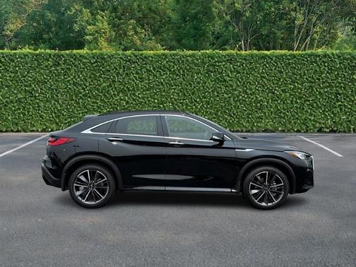 2025 INFINITI QX55 LUXE