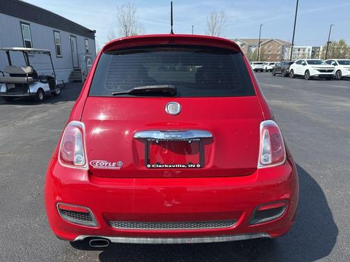 Rosso 2015 FIAT 500 Sport