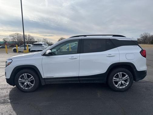 2021 GMC Terrain SLE