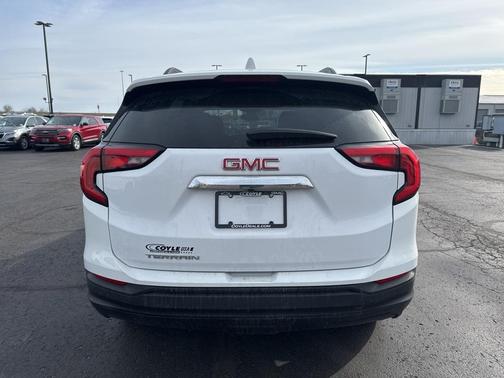 2021 GMC Terrain SLE