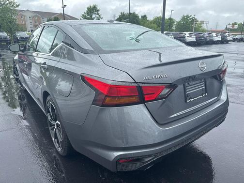 Gun Metallic 2024 Nissan Altima 2.5 SR