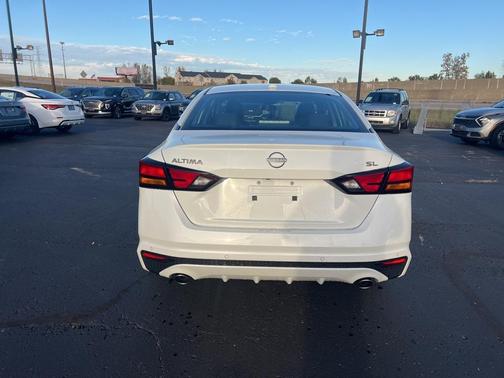 2025 Nissan Altima SL