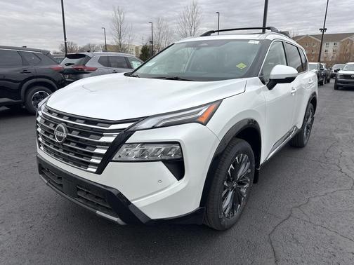2025 Nissan Rogue Platinum