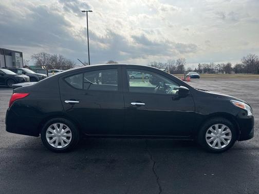 2019 Nissan Versa 1.6 SV
