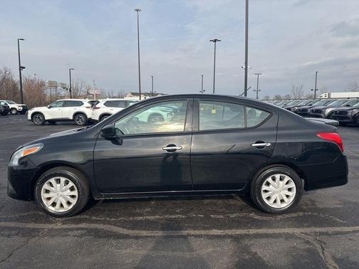 2019 Nissan Versa 1.6 SV