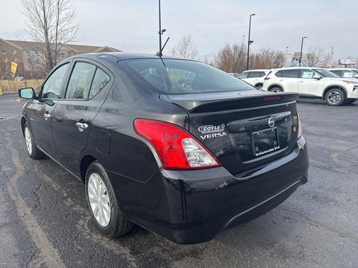 2019 Nissan Versa 1.6 SV