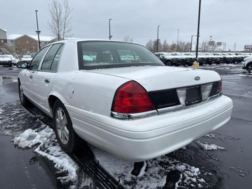 2011 Ford Crown Victoria LX