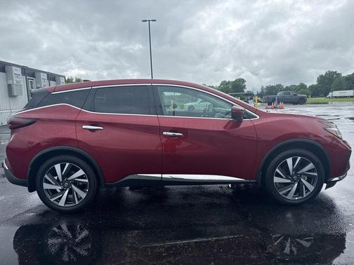 Scarlet Ember 2022 Nissan Murano SL