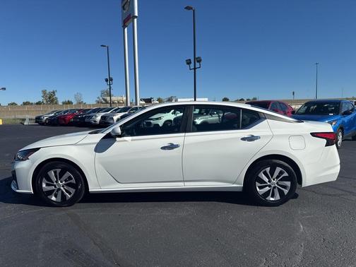 2023 Nissan Altima 2.5 S
