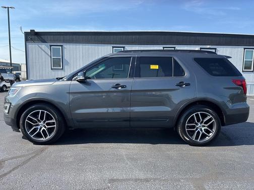 2016 Ford Explorer Sport