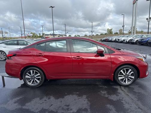 2024 Nissan Versa 1.6 SV