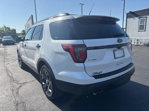 2018 Ford Explorer sport