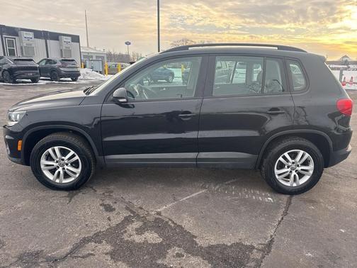 2016 Volkswagen Tiguan SE