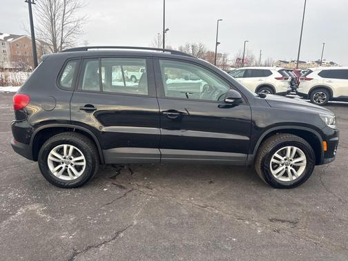 2016 Volkswagen Tiguan SE