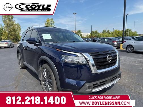 2022 Nissan Pathfinder SL