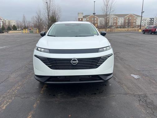 Everest White P 2026 Nissan Murano SV