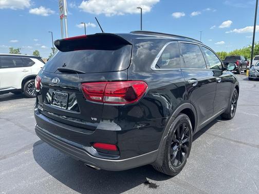 2020 Kia Sorento S