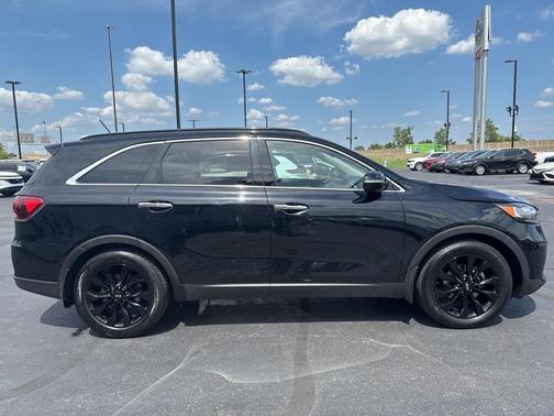 2020 Kia Sorento S
