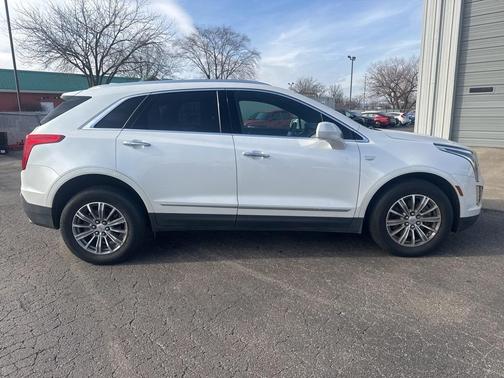 2017 Cadillac XT5 Luxury