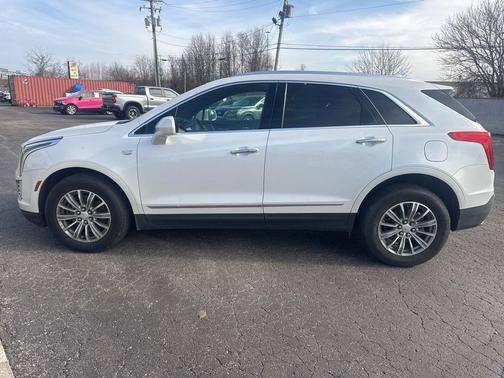 2017 Cadillac XT5 Luxury