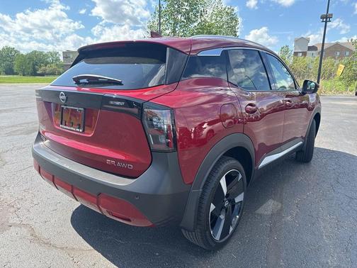 Scarlet Ember T 2025 Nissan Kicks SR