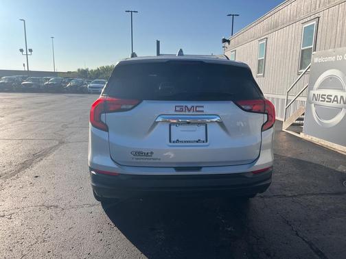 2021 GMC Terrain SLE