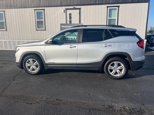 2021 GMC Terrain SLE