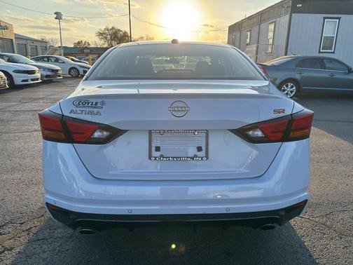 2023 Nissan Altima 2.5 SR