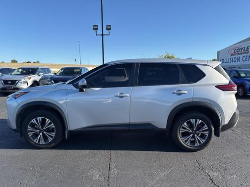 2022 Nissan Rogue SV