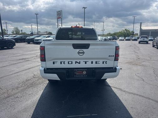 Glacier White 2026 Nissan Frontier SV