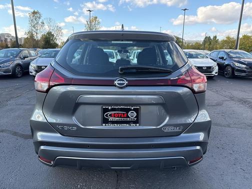 2025 Nissan Kicks Play S